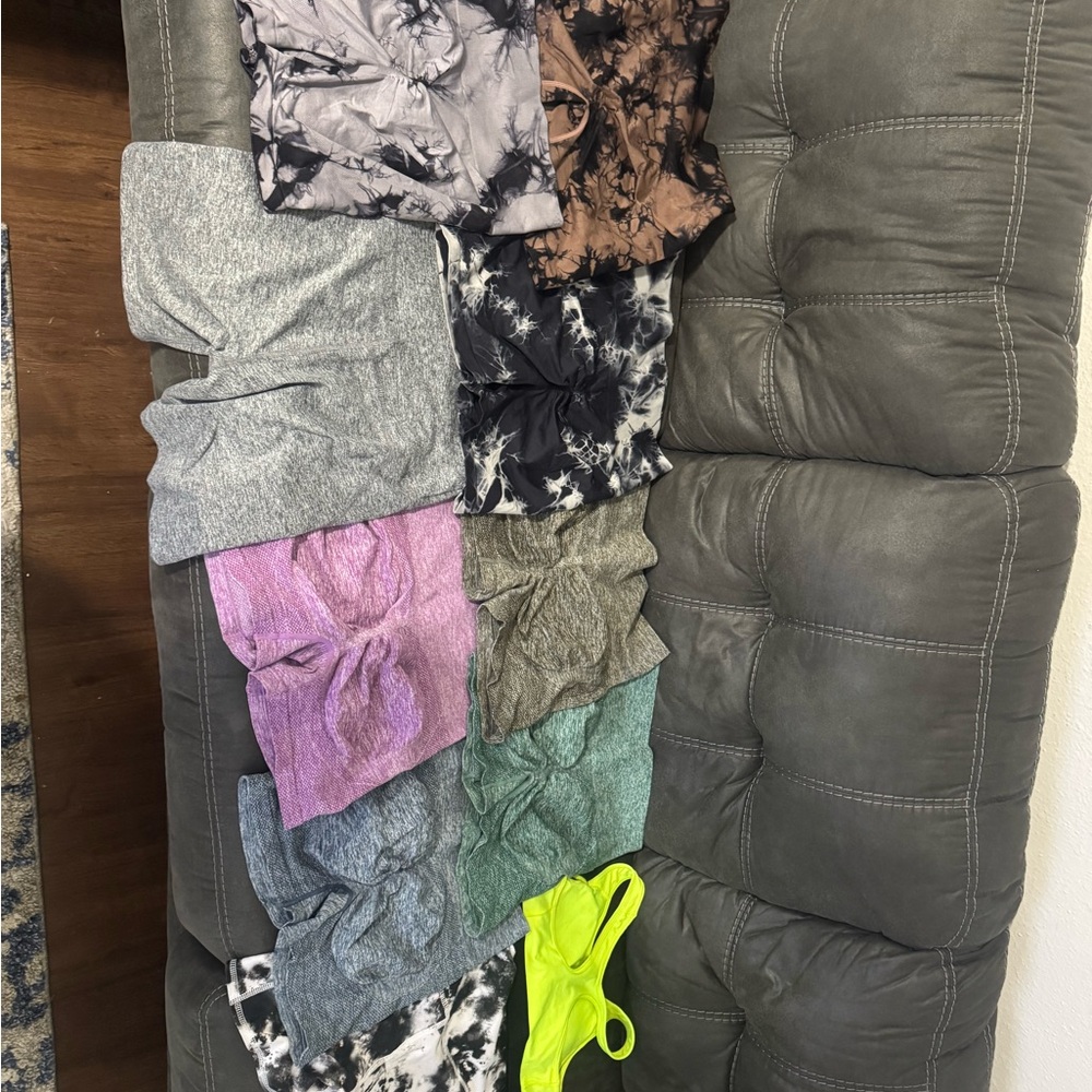 Women’s Colorful Tie-Dye and Solid Bottoms Set